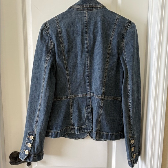 LOFT Classic Blue Jean Denim Jacket Size 10 - Picture 2 of 4